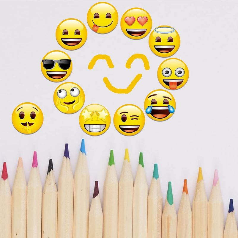 54 sztuk Cute Emoji Dekoracyjne magnesy dla lodówki Magnesy na tablicy